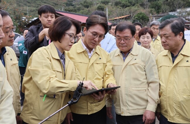 김민석 국무총리, 산청 산불·산사태 ...