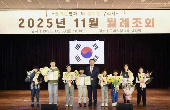 책으로 배우고 그림으로 지키는 지구....