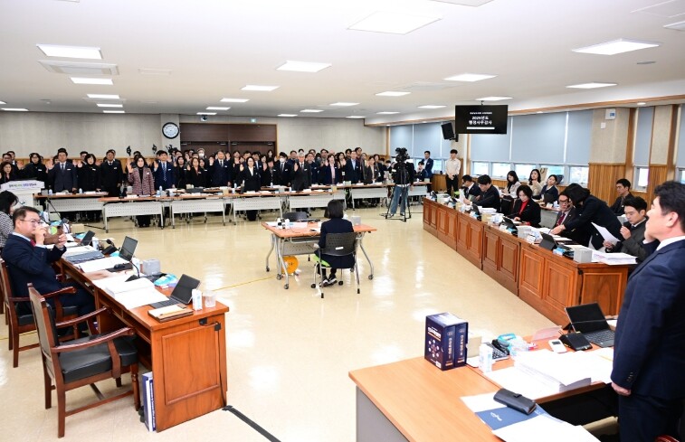 경상남도의회, 직업교육 취업률 급락·...