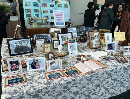 사천시 기억이 무대가 되고, 삶이 이...