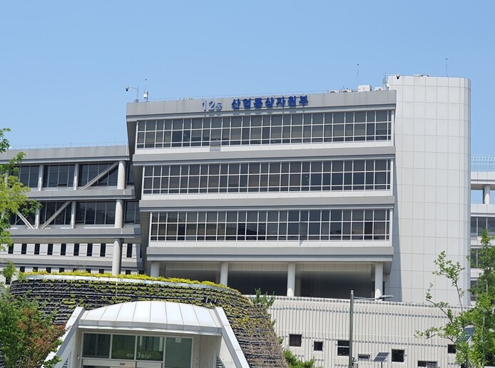 산업부, 글로벌 관세전쟁 시대... ...