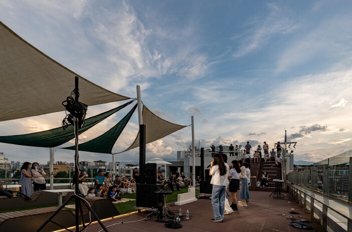 속초문화관광재단, 장사항 감성 버스킹...